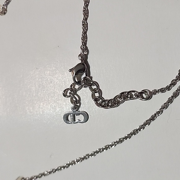 Dior 📦  Necklace Authentic 💯 - Picture 7 of 7